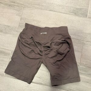 DFYNE shorts